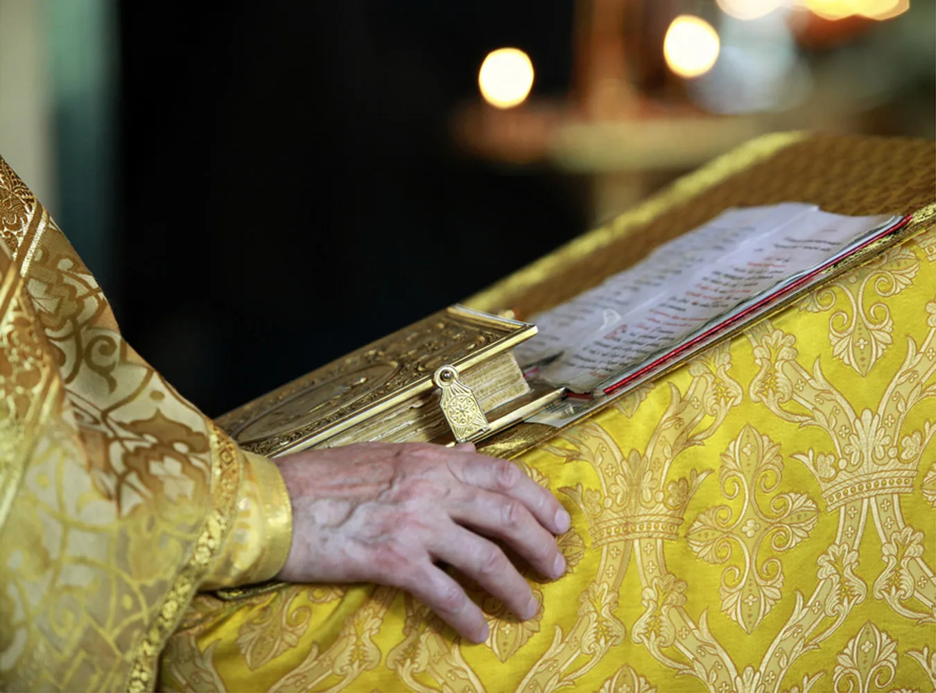 Duchowny do wiernych: Możecie kraść!