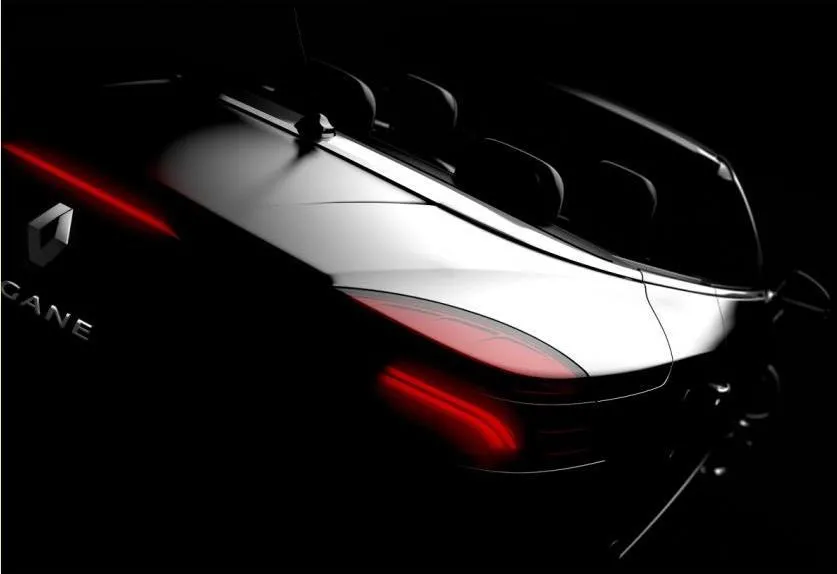 Renault ze szklanym dachem. Pierwszy raz