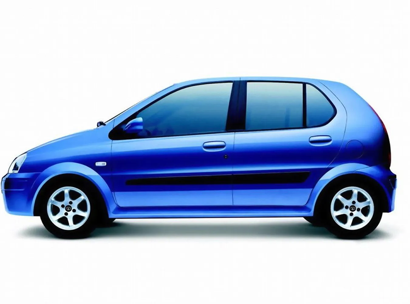 Tanie samochody z Indii podbiją świat Na zdj. tata indica 2006