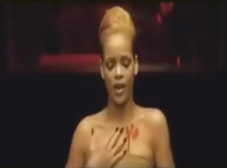 Rihanna  quot;Russian Roulette quot;