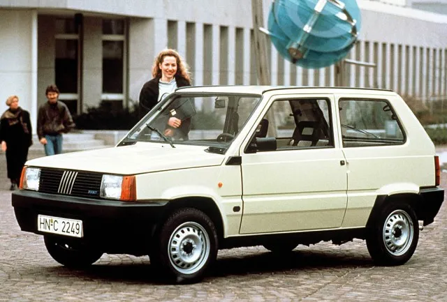 fr_fiat_panda1991_1_278130a_591161.jpg
