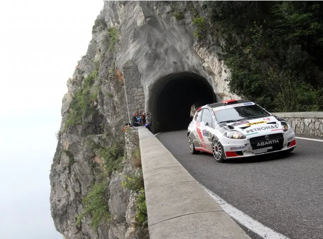 Abarth na podium w Rajdzie 1000 Miglia