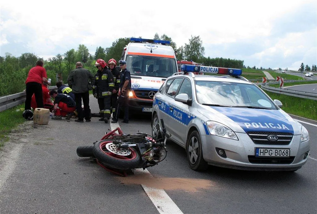 Zginął motocyklista. Uciekał policji