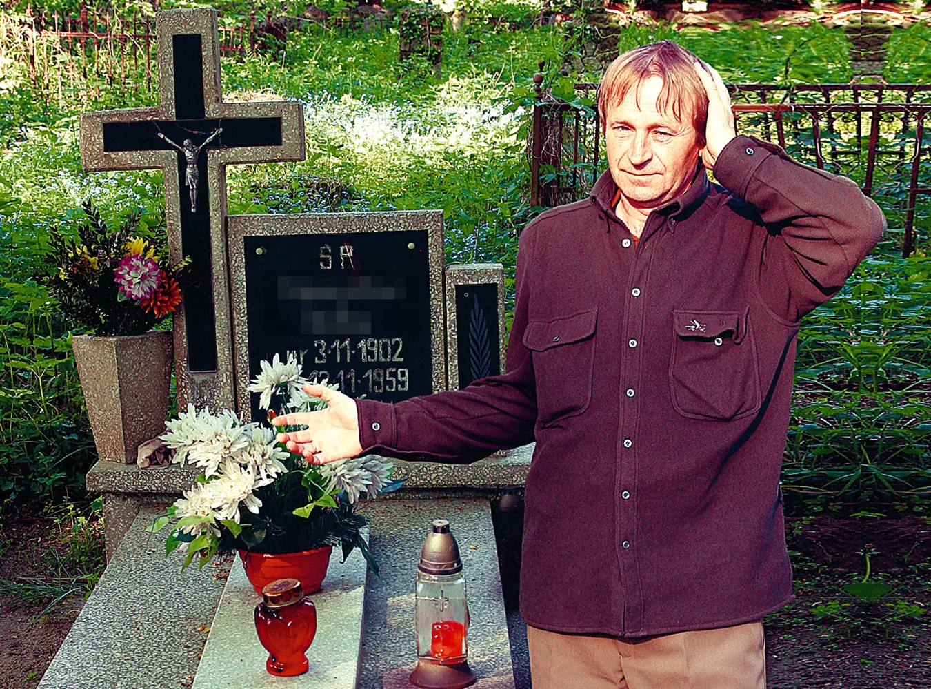 Pan Mieczysław został pochowany za życia