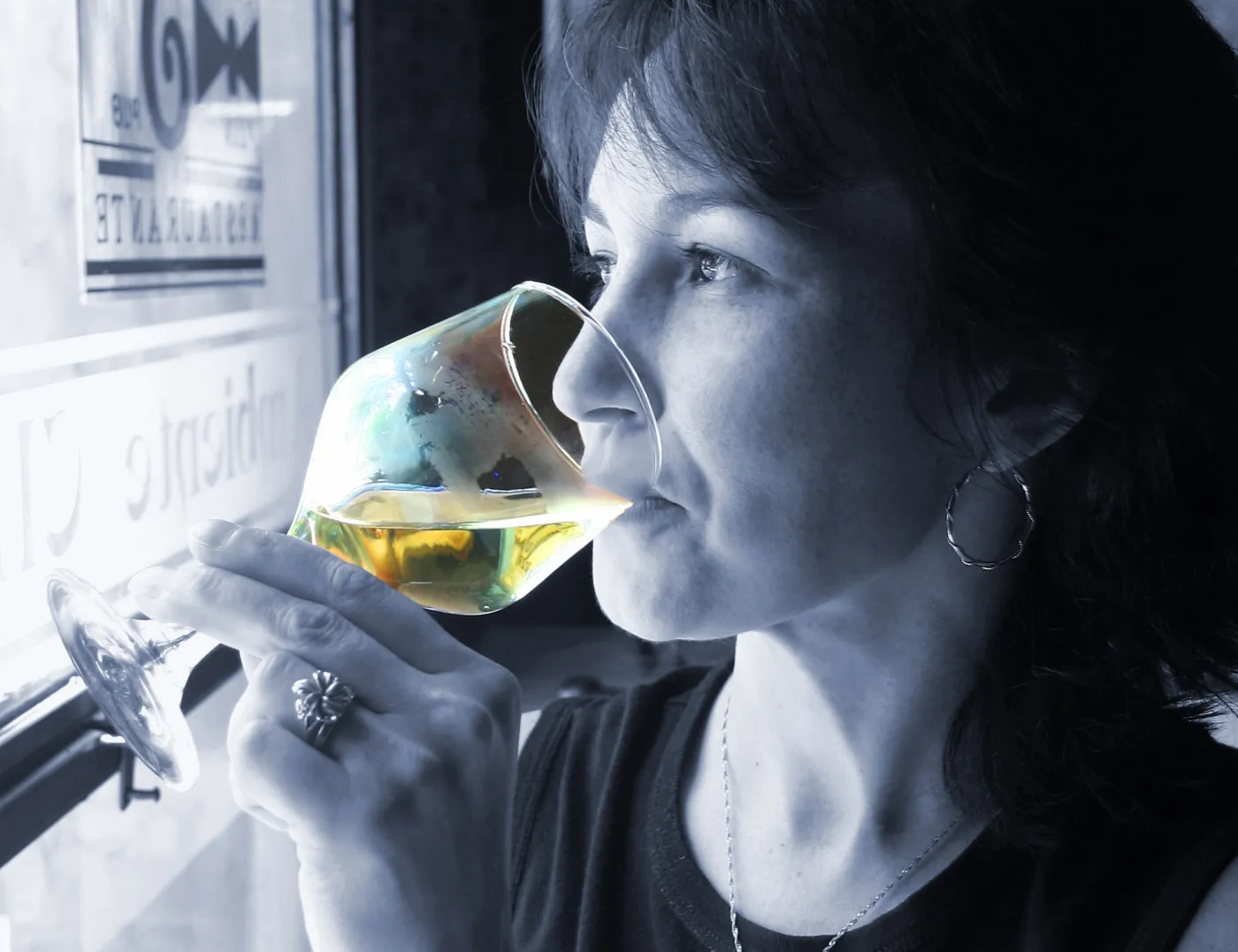 Sztuczny język do testowania wina