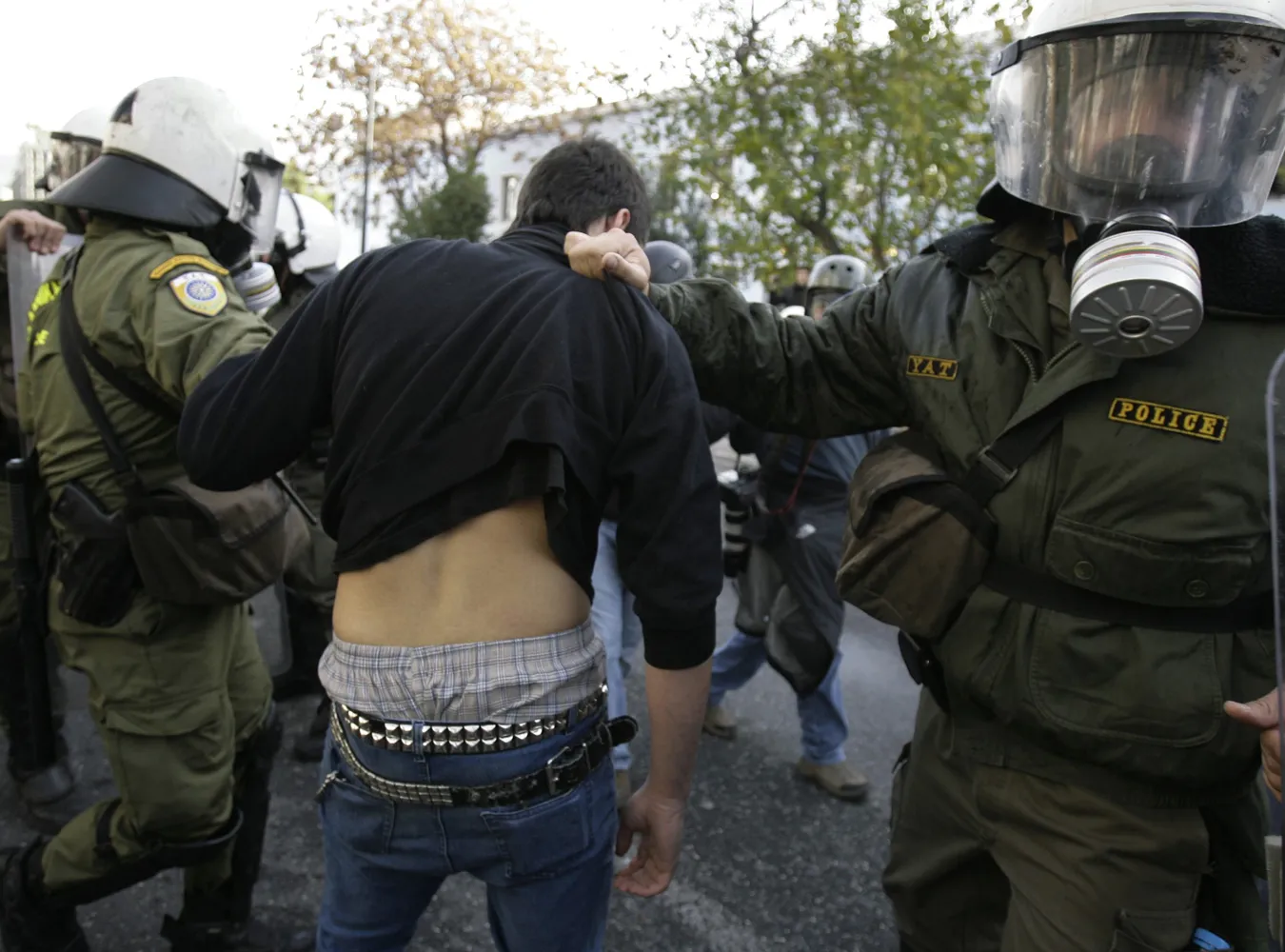 Polski bandyta walczył z grecką policją