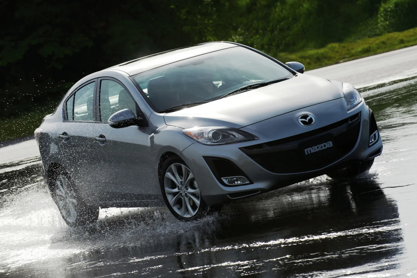 Z drogi! Nowa mazda3