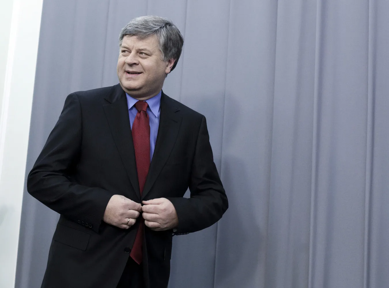 "Tyle standardów, ile interesu"