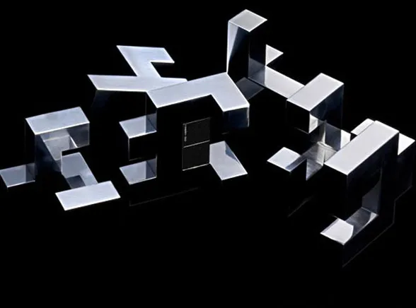 Najdroższe 16 GB świata - pendrive MNEMOSYNE