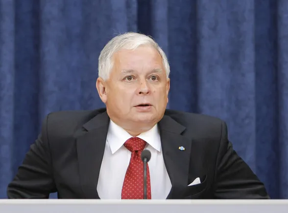 Lech Kaczyński jest przesądny. Boi się "17"