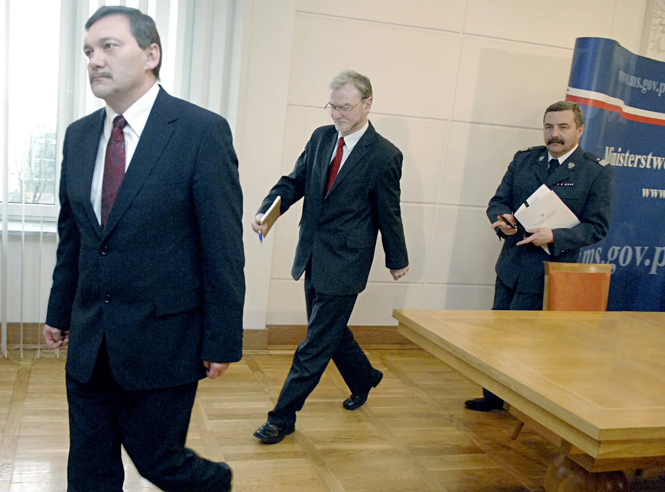 Policja powie gazecie tylko za pozwoleniem