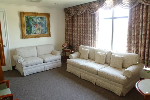 Zobacz luksusy, w jakich urodzi Alicja