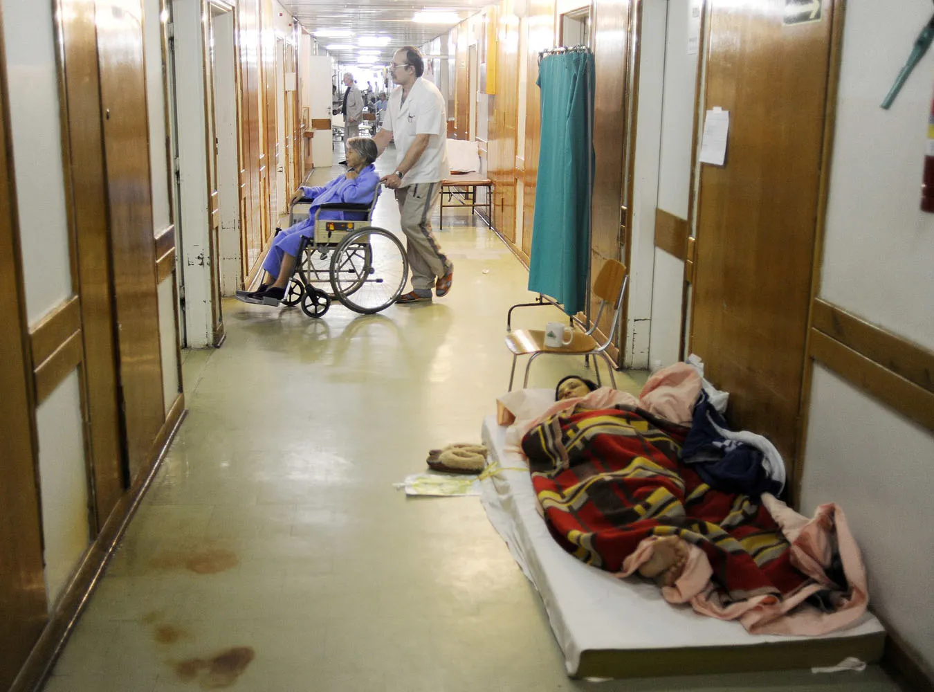 Lekarz: Nie mamy wyjścia, brakuje łóżek