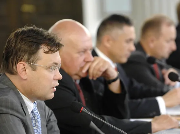 Posłowie wyzywali się od ubeków