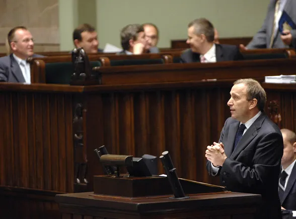 Rząd: Poradziliśmy sobie z powodzią