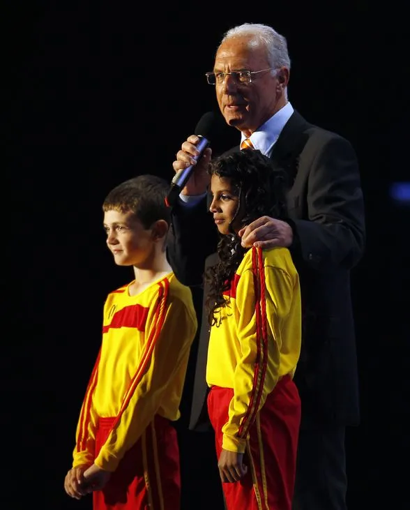 franz_beckenbauer_285648a_1331909.jpg