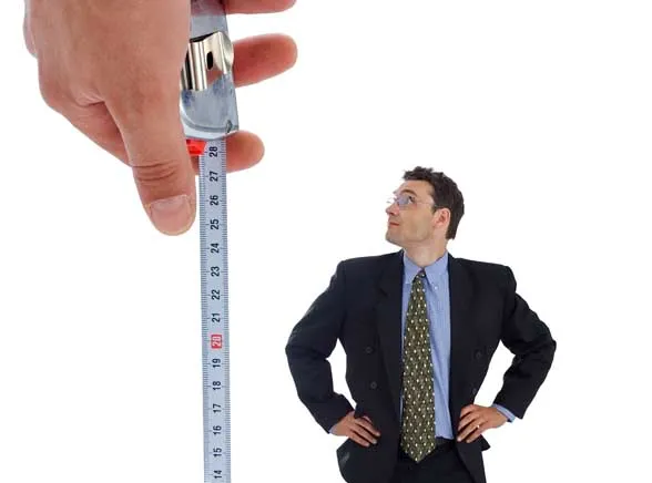 Wysocy mężczyźni zarabiają więcej