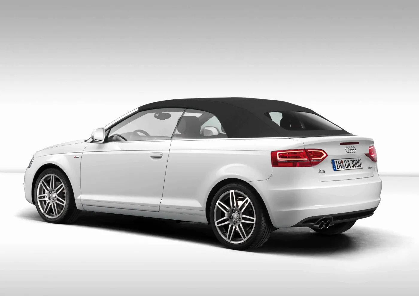 fr_audi_a3_cabriolet_26659a_37832.jpg