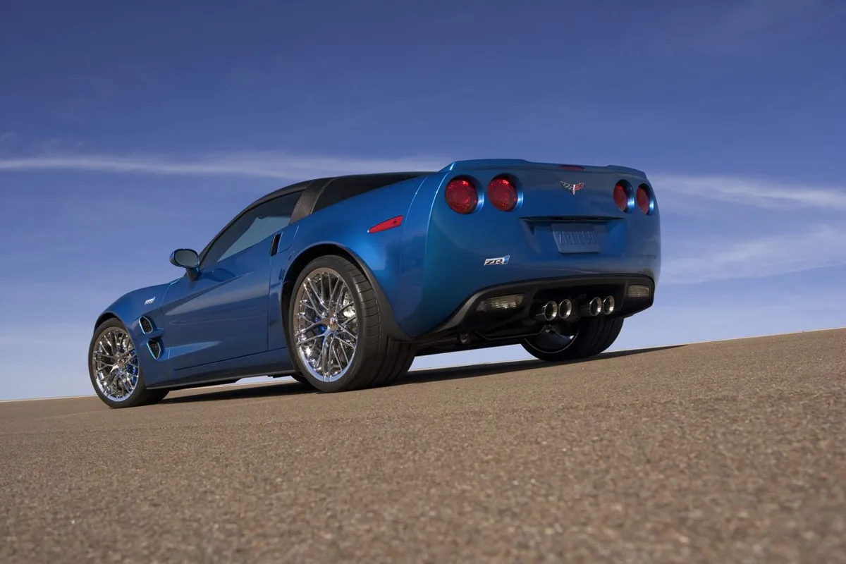 chevy_corvette_zr1_m_36615a_75748.jpg