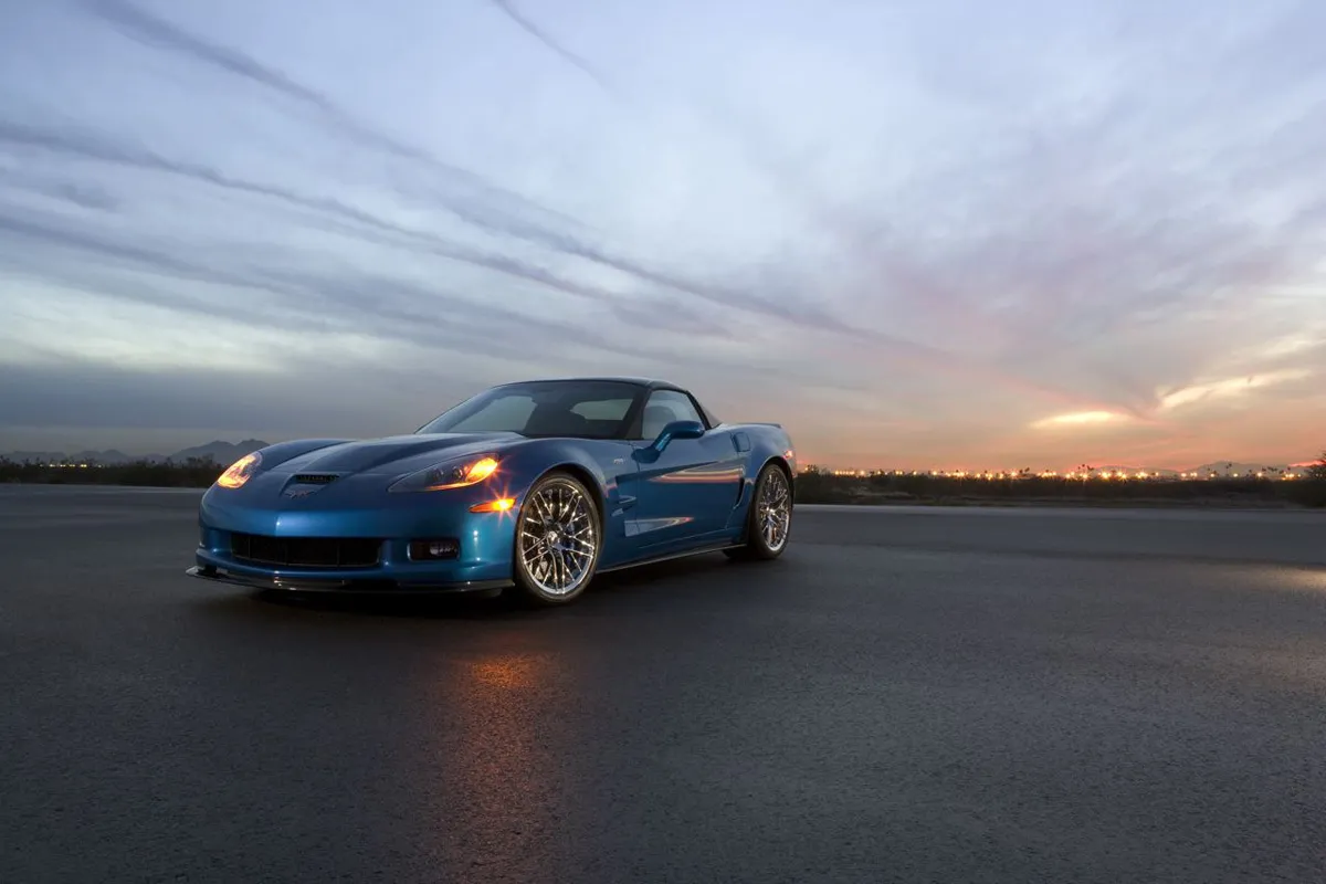 chevy_corvette_zr1_m_36701a_75946.jpg