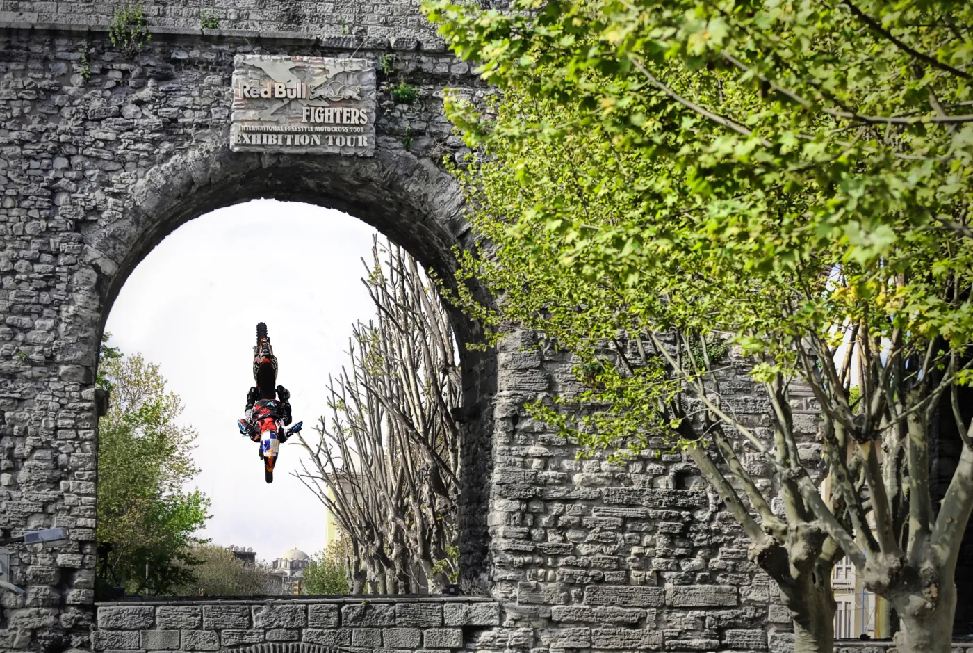 fr_redbull_akwedukt0_78162a_232216.jpg