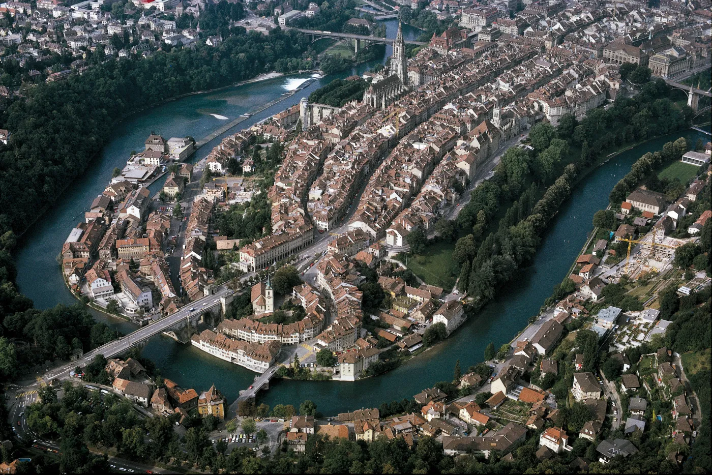 swiss_cities_bern_100232a_341310.jpg