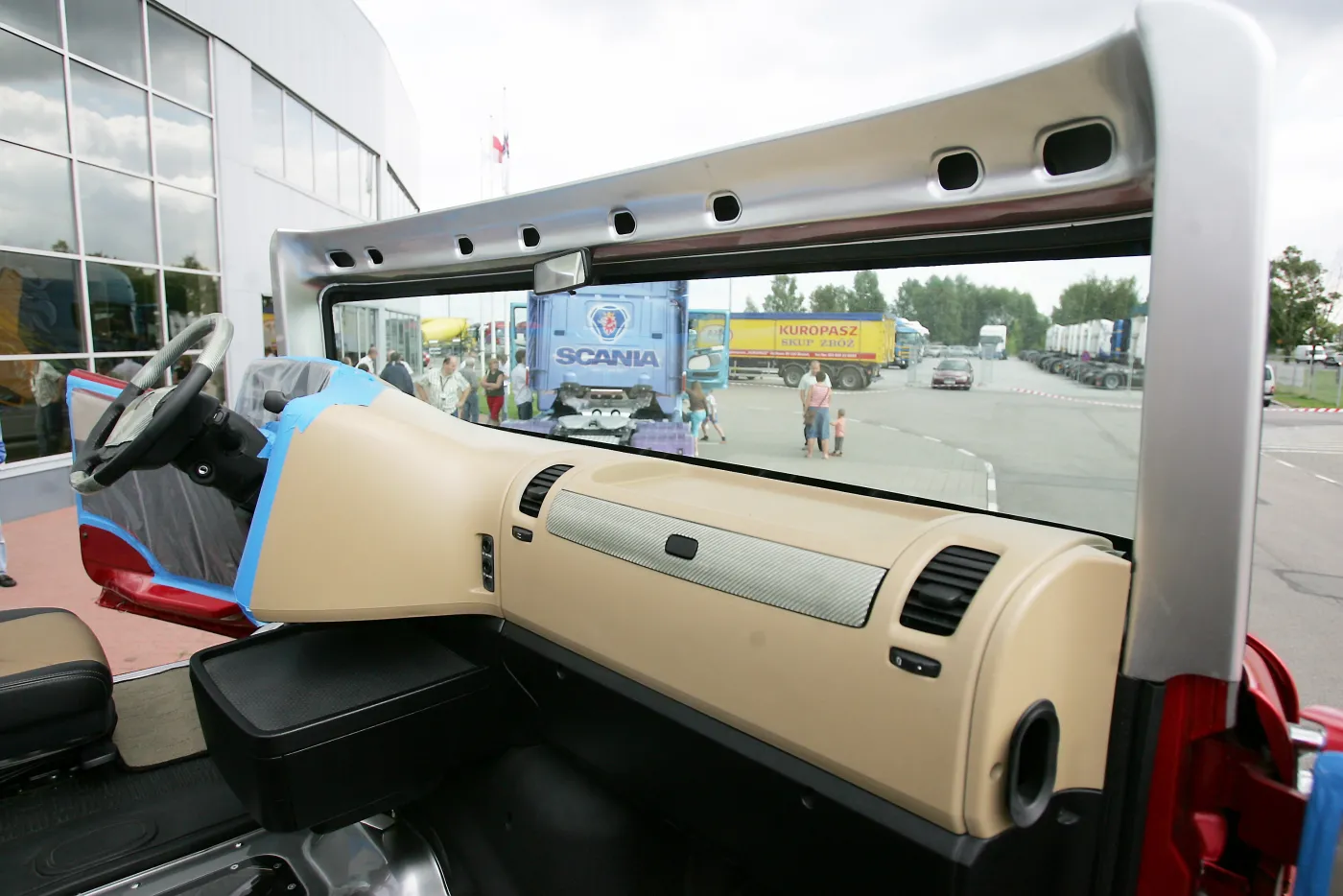 scania_show_db_21_105530a_362798.jpg