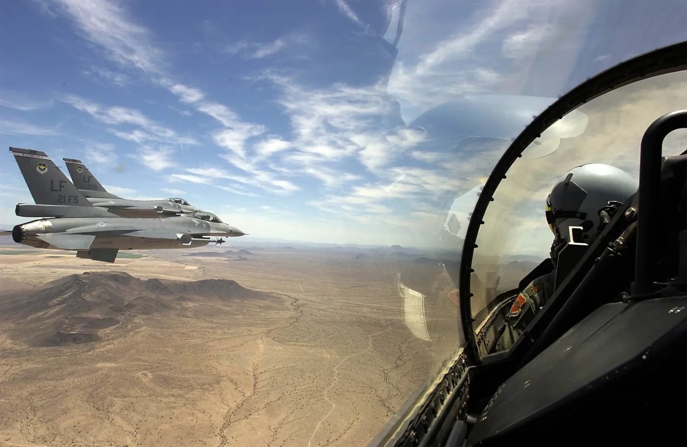 us_f_16_fighters_fl_156068a_983063.jpg