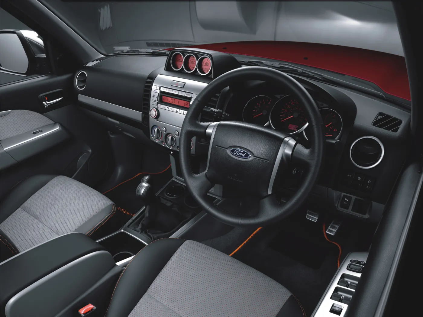 fr_ford_ranger_5_166137a_1273761.jpg