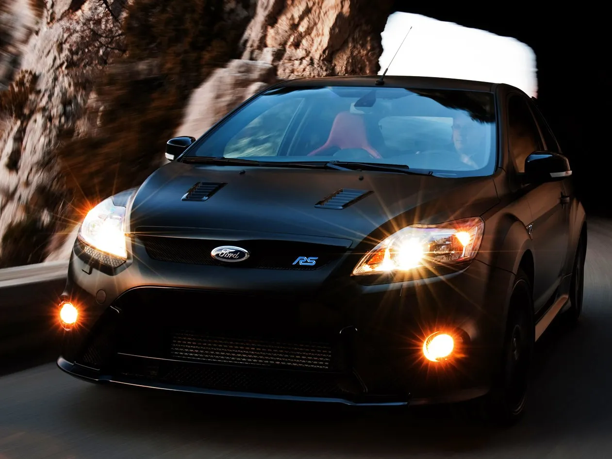 fordfocusrs500_wall_278651a_600808.jpg