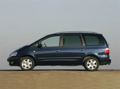 Ford Galaxy.
