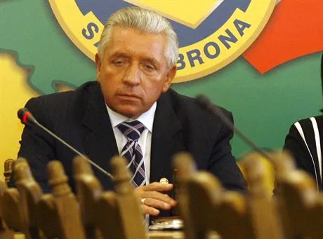 Rozłamowcy rozsadzają Samoobronę od środka