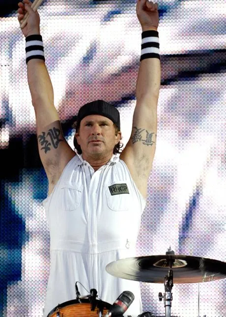chad_smith_wychodzi_5653a_1397713.jpg