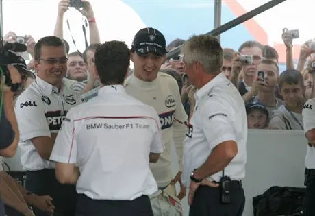 17 06 2007WARSZAWAFORMUA 1SPORTPIKNIK Z BMW SAUBERBEMOWOFOT DAMIAN BURZYKOWSKI  FAKTNZROBERT KUBICA