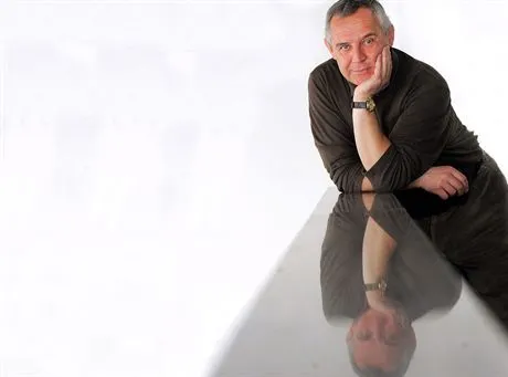 19.04.2006 WARSZAWA UL WIERZBOWA WINARIUM SKLEP Z WINAMI MARKA KONDRATA NZ MAREK KONDRAT AKTOR ZNAWCA WIN WLASCICIEL SKLEPUFOT. IGOR MORYE