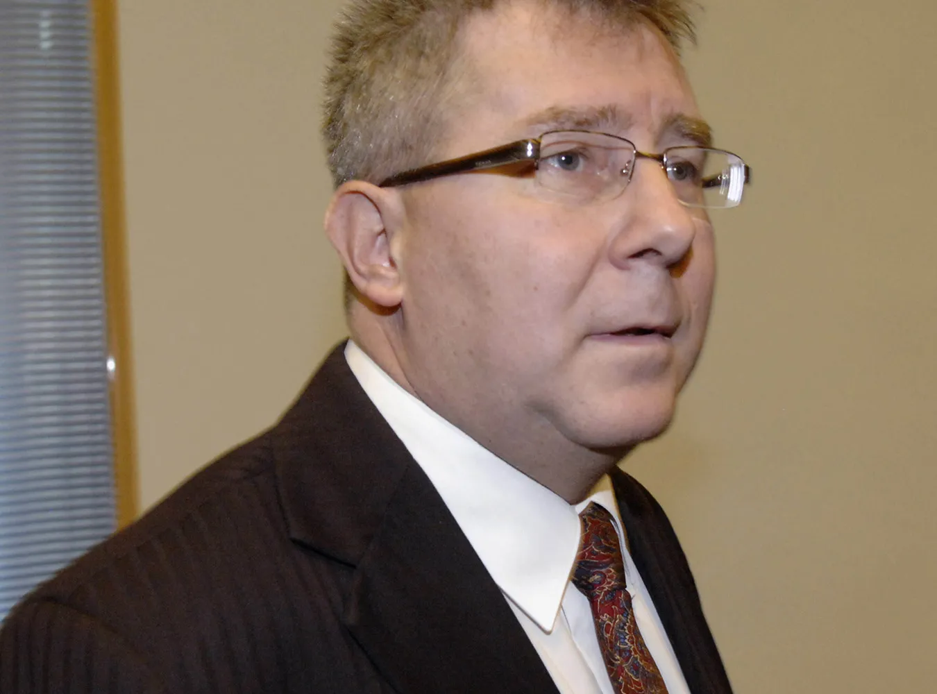 CzarneckiTusk uważa Sikorskiego za zagrożenie