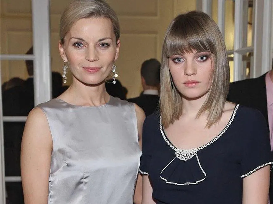 Tak Foremniak uczy córki kobiecości