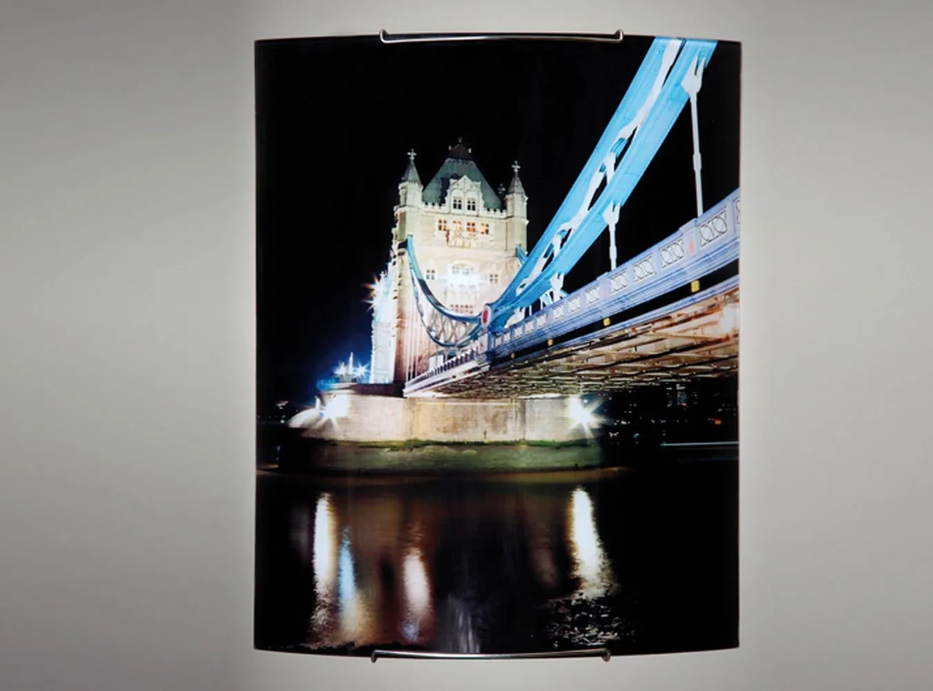 Piękne lampy z laminowanego szkła