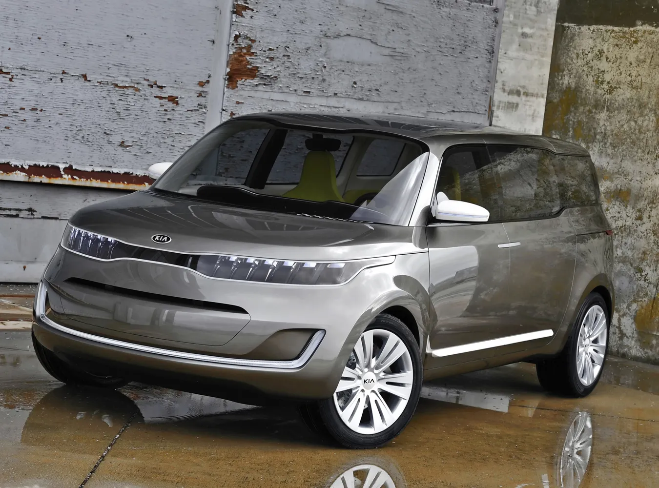 kia_kv7_concept_exterior_1745066.jpg