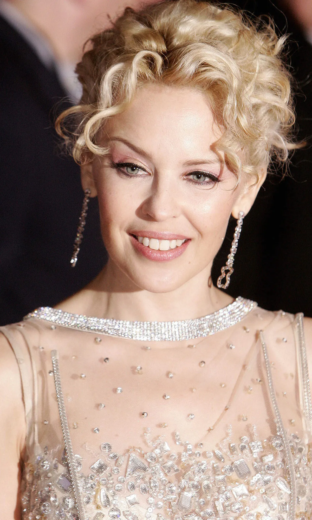 Australian singer Kylie Minogue arrives for the White Diamond film Premier, 16 October 2007, at the Vue Cinema in London apos;s Leicester Square. AFP PHOTOSHAUN CURRY