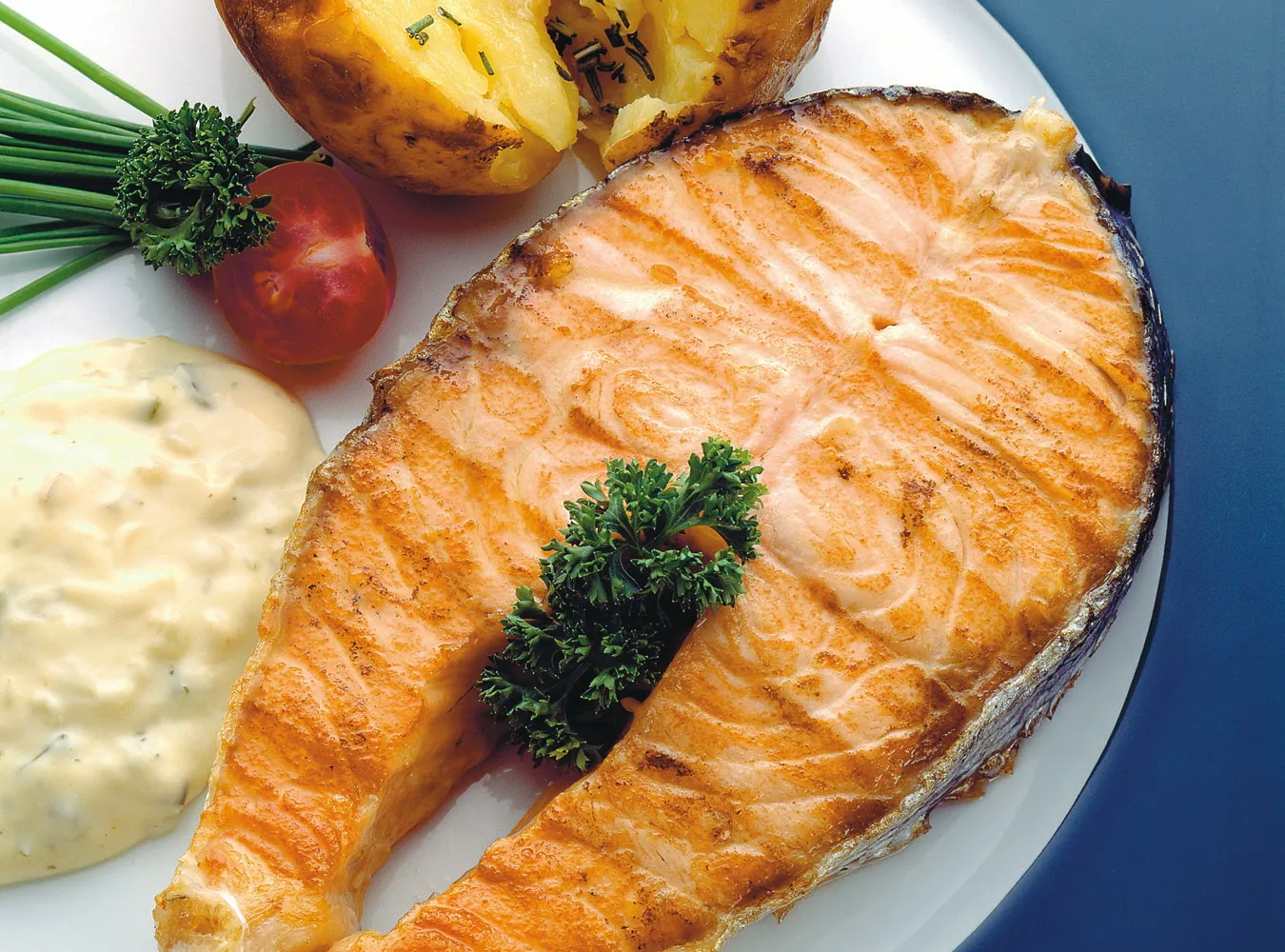 Łosoś z Ziemniakami i Kaparami