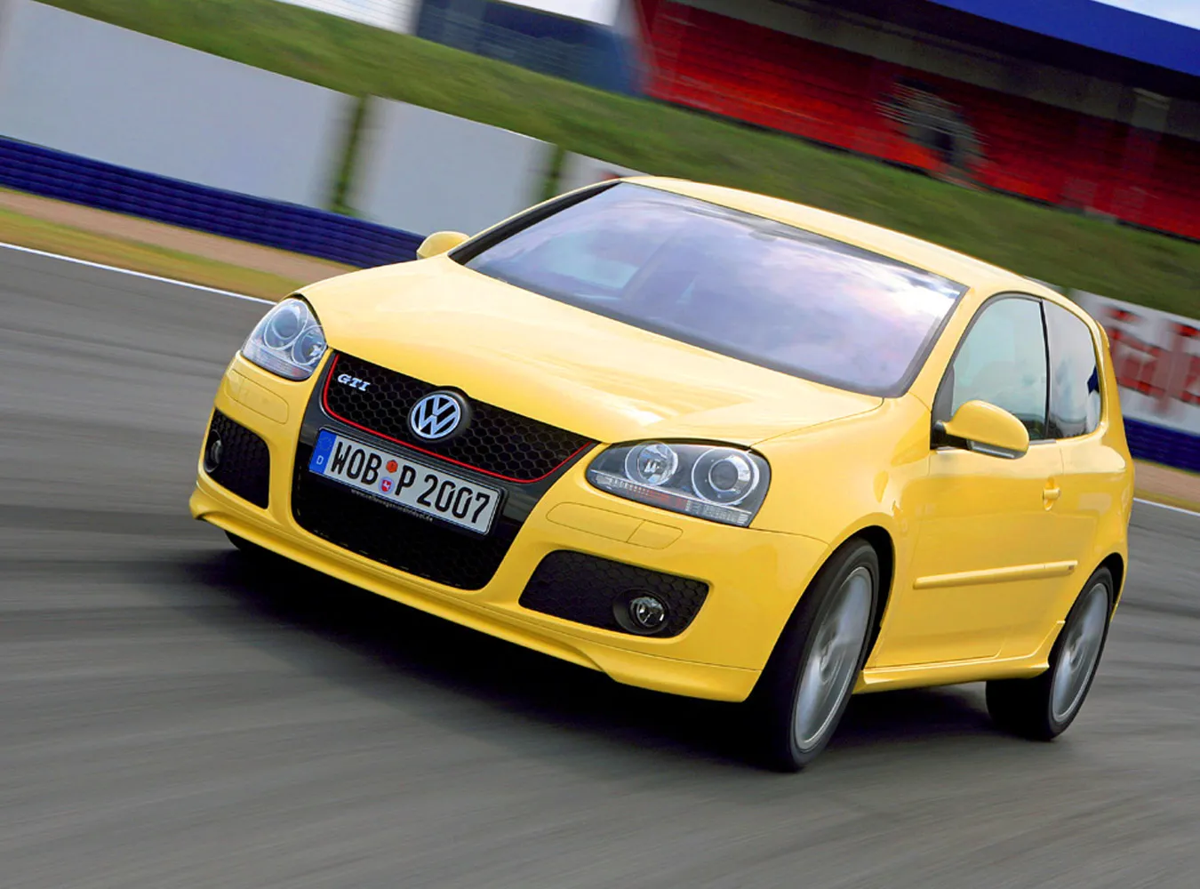 Volkswagen prezentuje golfa GTI Pirelli