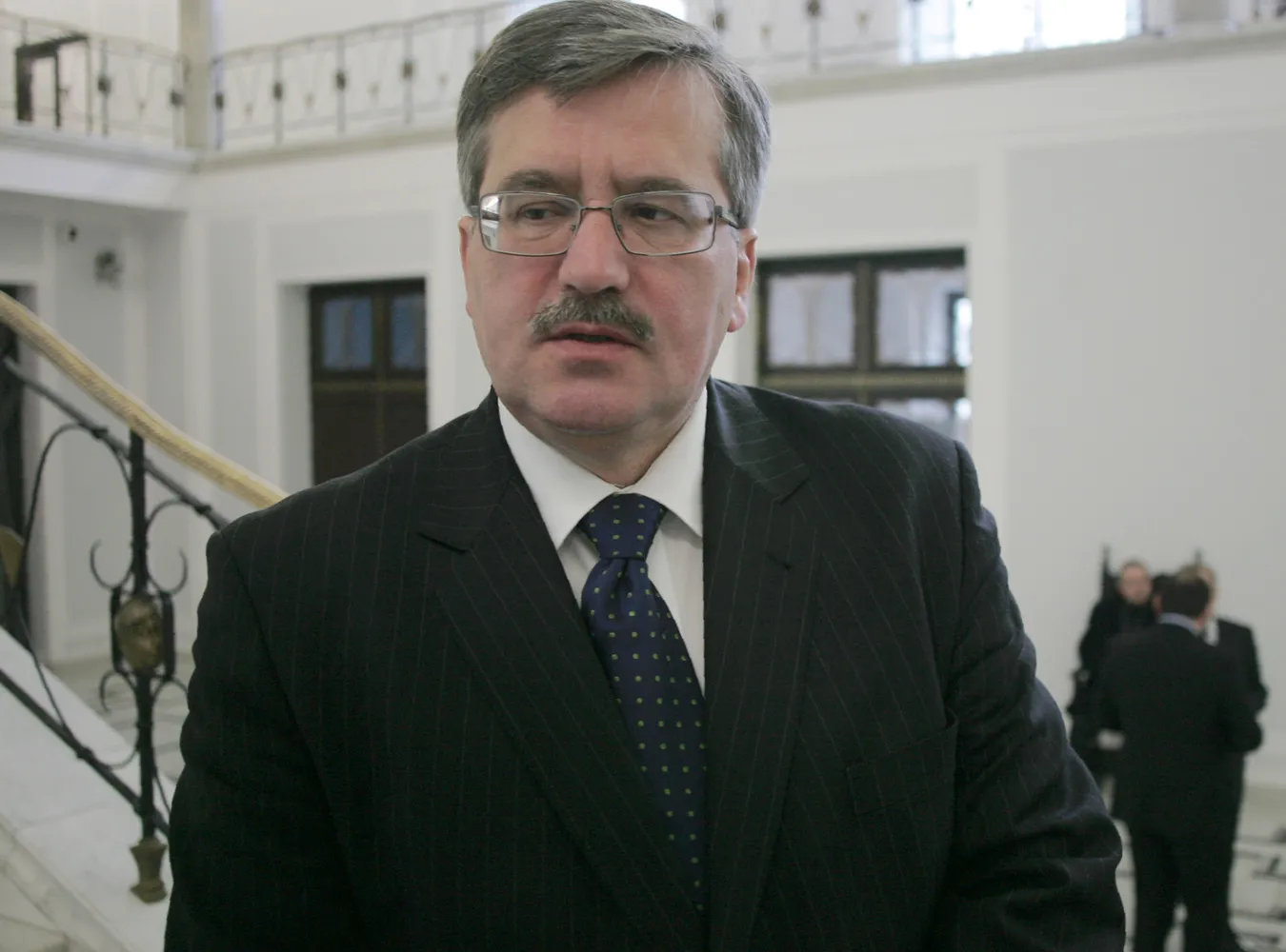 Komorowski: Wielu polityków już nie ściska dłoni Kadafiemu