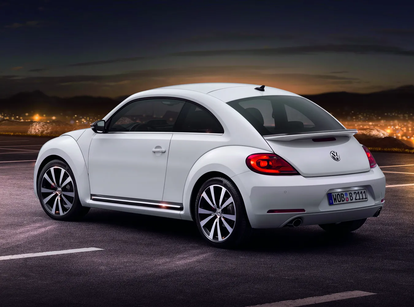 2002414-volkswagen-beetle-nowy-5.jpg