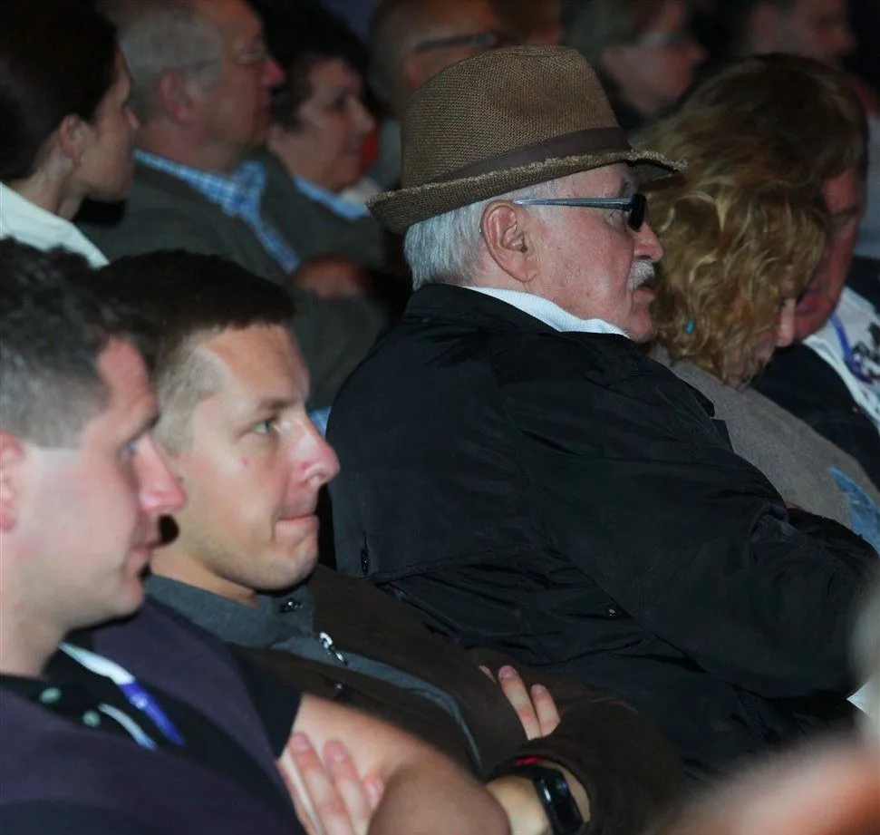 Dąsy Nowickiego i Mroczka