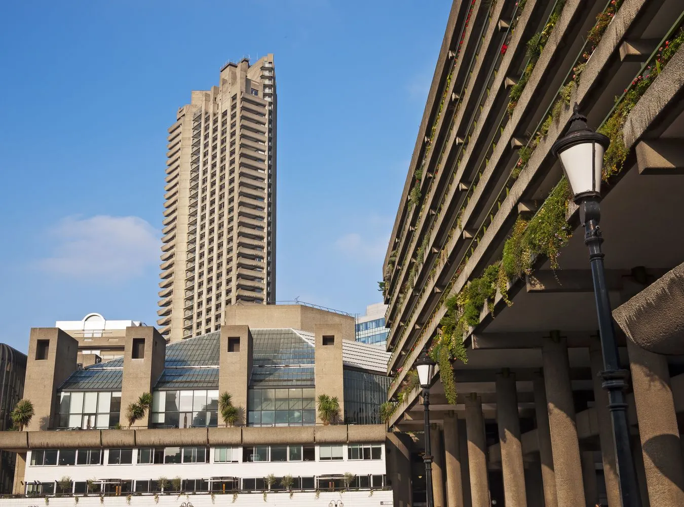 2725144-barbican-centre-w-londynie.jpg