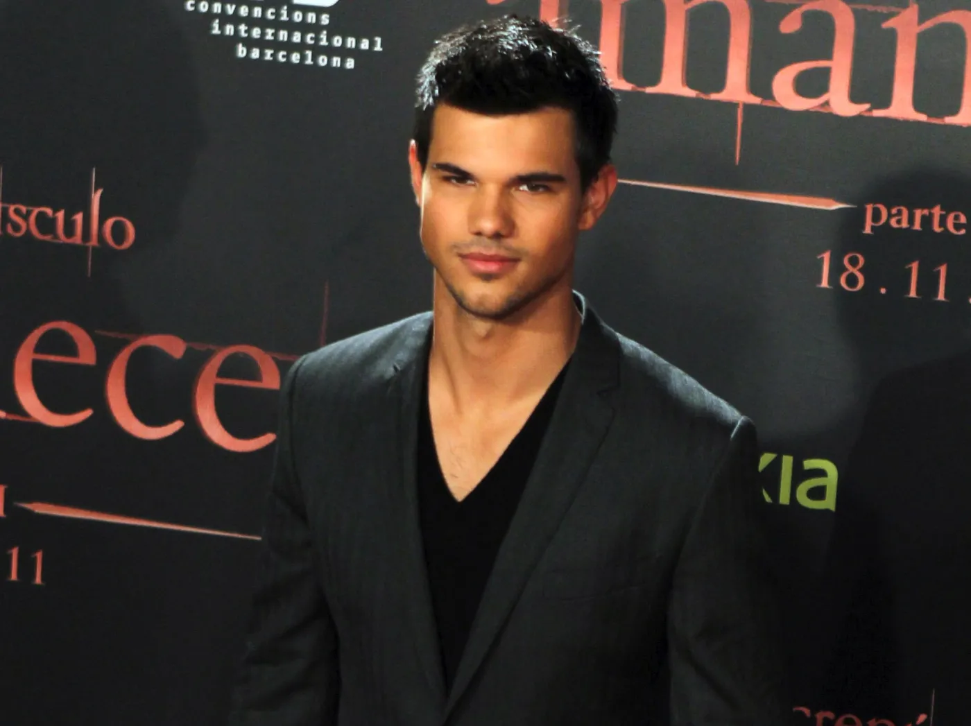 2765260-taylor-lautner-w-madrycie.jpg