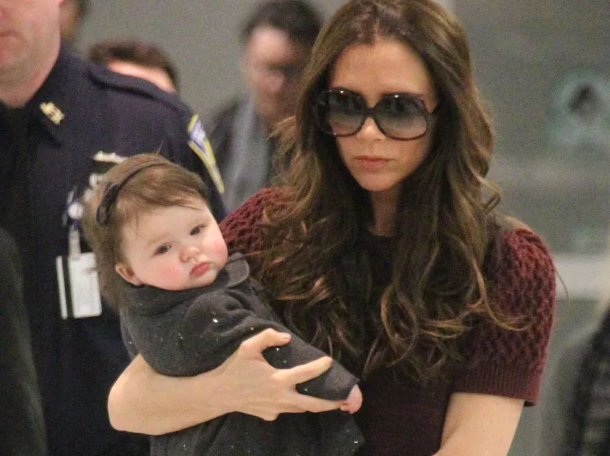 Wyssane z mlekiem matki: oto najbardziej stylowe dziecko świata