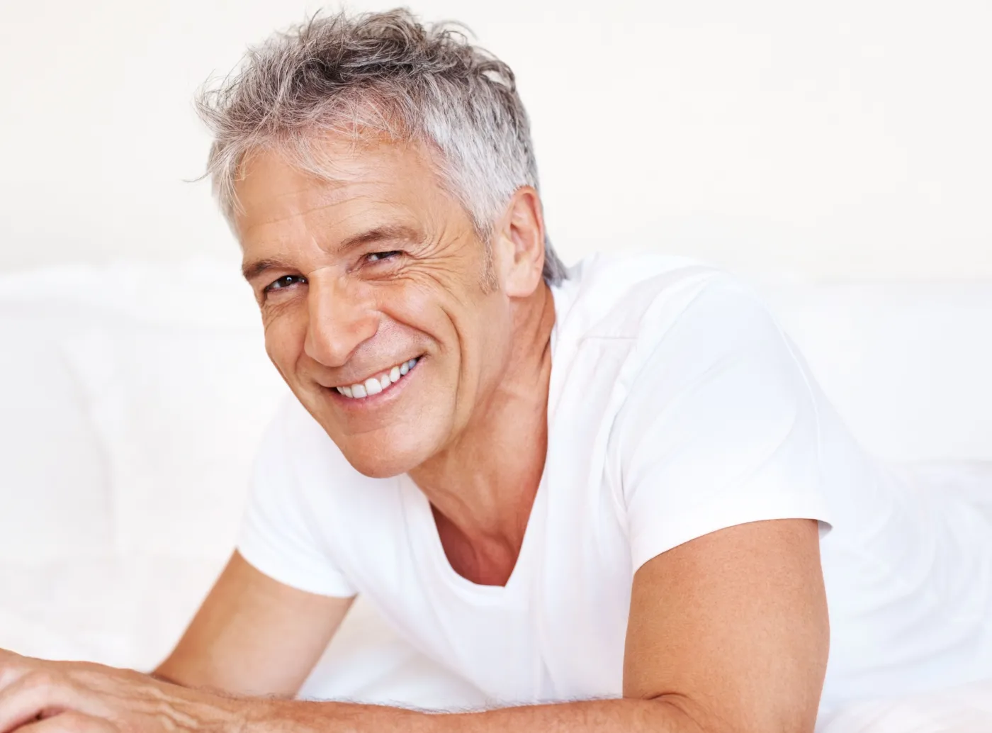 mężczyzna senior starszy