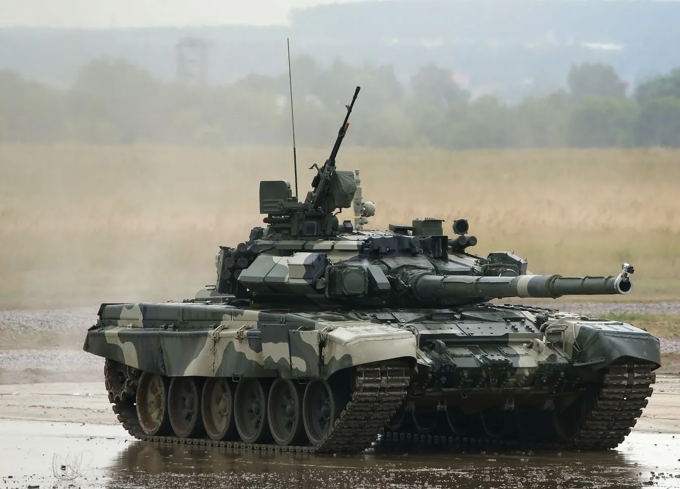 Państwowy koncern zbrojeniowy ma ogromną dziurę w kasie